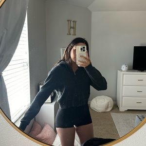 Brandy Melville John Galt cropped hoodie zip up